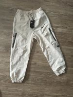 Nike Trackpants Beige | Größe L Nordrhein-Westfalen - Niederkassel Vorschau