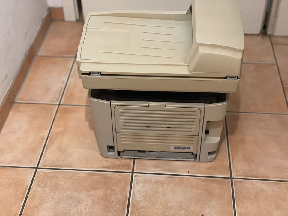 HP Laserjet 3390 Ersatzteillager in Falkensee