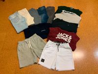 12-tlg. Kleiderpaket (Hoodies, Jeans, Shorts) -Größe S- Nordrhein-Westfalen - Mettmann Vorschau