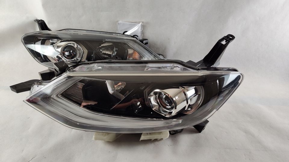 SCHEINWERFER NISSAN PULSAR FULL LED  100-18066 TOP ZUSTAND in Neu-Isenburg