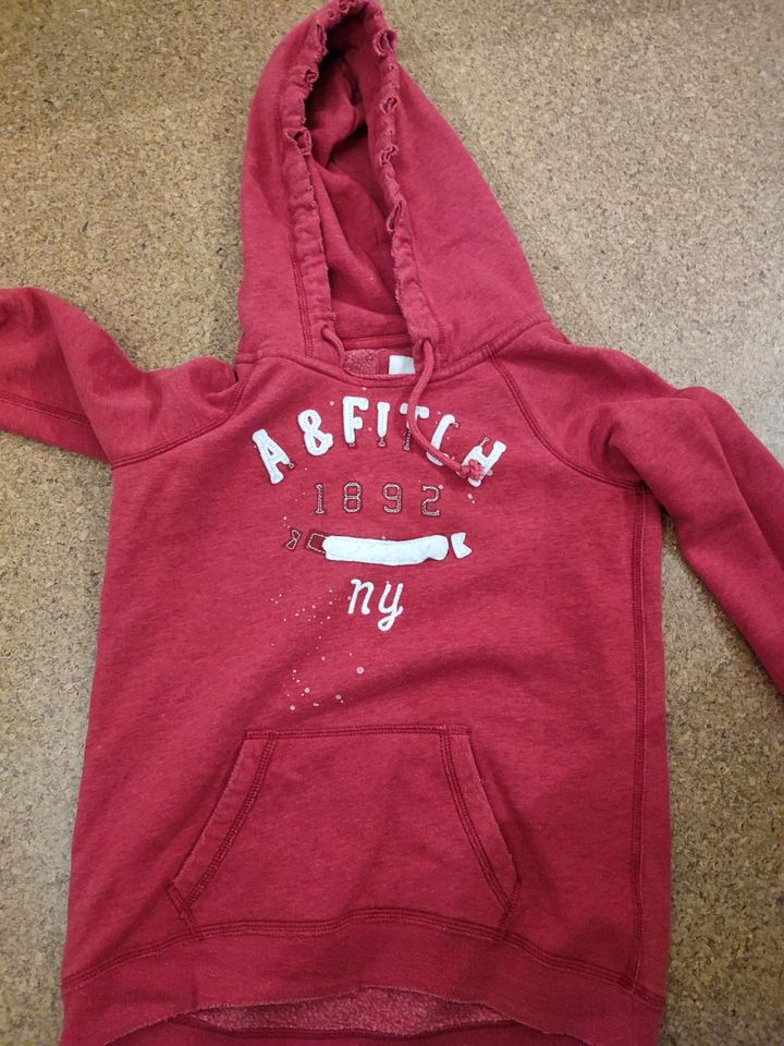 Abercrombie &Fitch Pulli Pullover Hoodie rot used Look S in Berlin