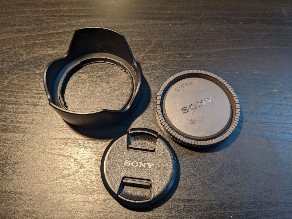 Kit Objektiv Sony in Lorch