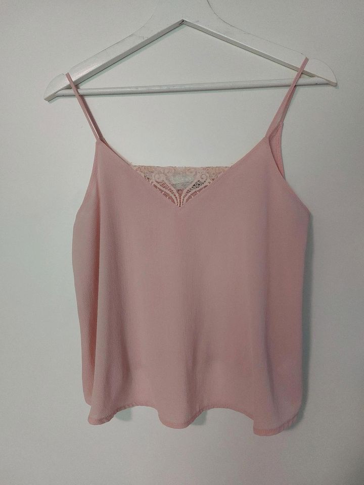 Top Tally Weijl rosa mit Spitze in Reinbek