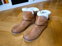 TOM TAILOR Stiefel Boots mit Klettverschluss München - Bogenhausen Vorschau