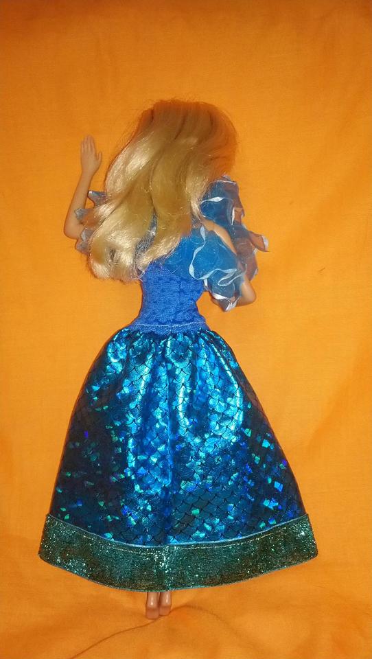 Barbie kleid Türkis Blau Meerjungfrau Prinzessin Ballkleid in Wittenberge