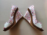 Wedges Pumps Gr.35 Streublümchen Brandenburg - Tauche Vorschau