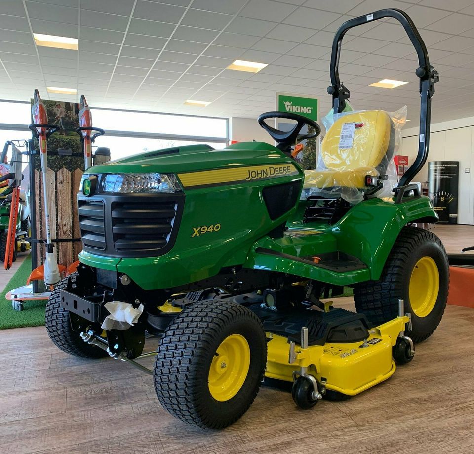 John Deere X940 Traktor Rasenmäher Aufsitzmäher in Barum b Bad Bevensen