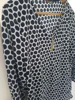 Schöne  Damen Bluse  leichte Stoff 44 Nordrhein-Westfalen - Espelkamp Vorschau