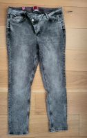 Jeans von "Street One" grau 31/30 Bayern - Schwabach Vorschau