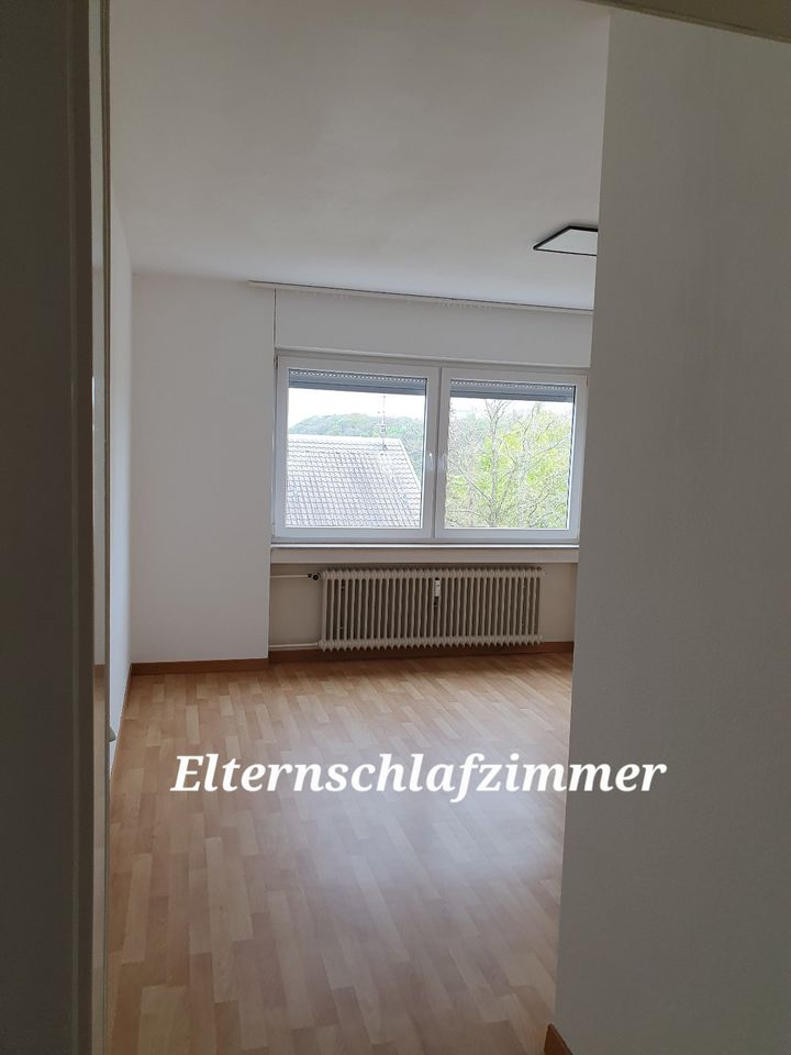 Großzügige 3ZKB-Wohnung in guter Wohnlage, kpl. renoviert in Saarbrücken