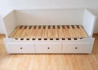 Ikea Hemnes Tagesbett mit 2 Matratzen top Zustand Sachsen - Coswig Vorschau