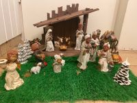 Große Krippe mit Krippenfiguren & Haus für Weihnachten 23-teilig Nordrhein-Westfalen - Neuss Vorschau