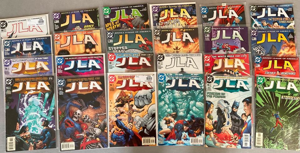 JLA - Komplette Serie DC Comics 126 Comic-Bücher comic zeichnen in Berlin