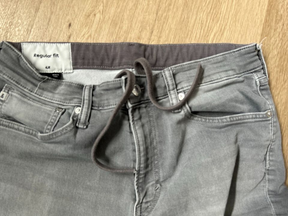 Jeans Shorts H&M Gr.34 in Kempen