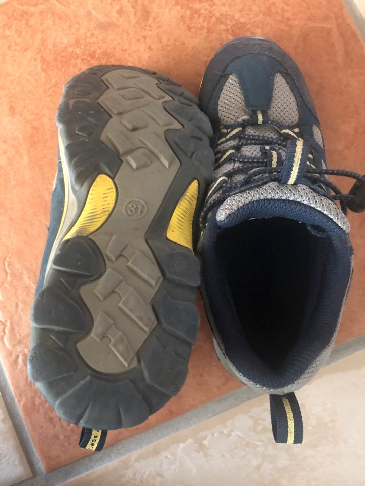 Schuhe mit Zipper 31 in Zell