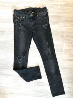 H&M Jeans ripped grauschwarz skinny low waist W26 L32 Bayern - Bayreuth Vorschau