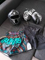 Kick Box Helm , Hosen, Handschuhe. Niedersachsen - Helmstedt Vorschau