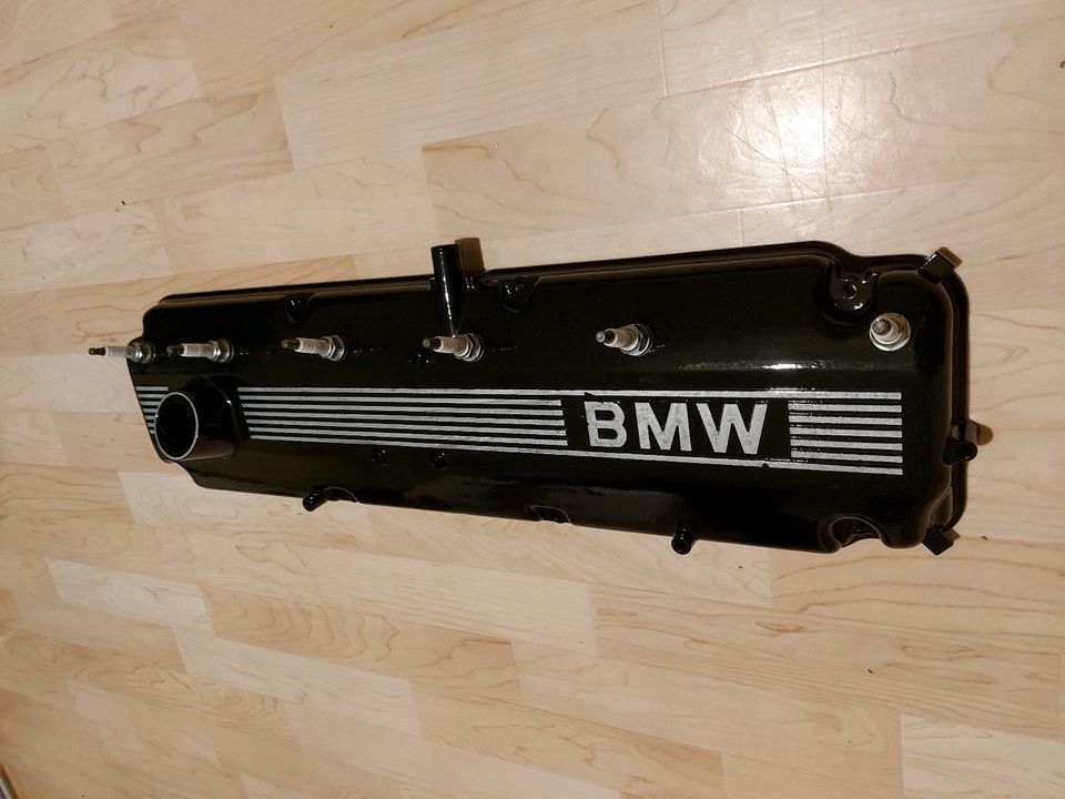 BMW M30 Ventildeckel Schlüsselbrett Garderobe E3 E9 E12 E23 E28 in Breitenbrunn