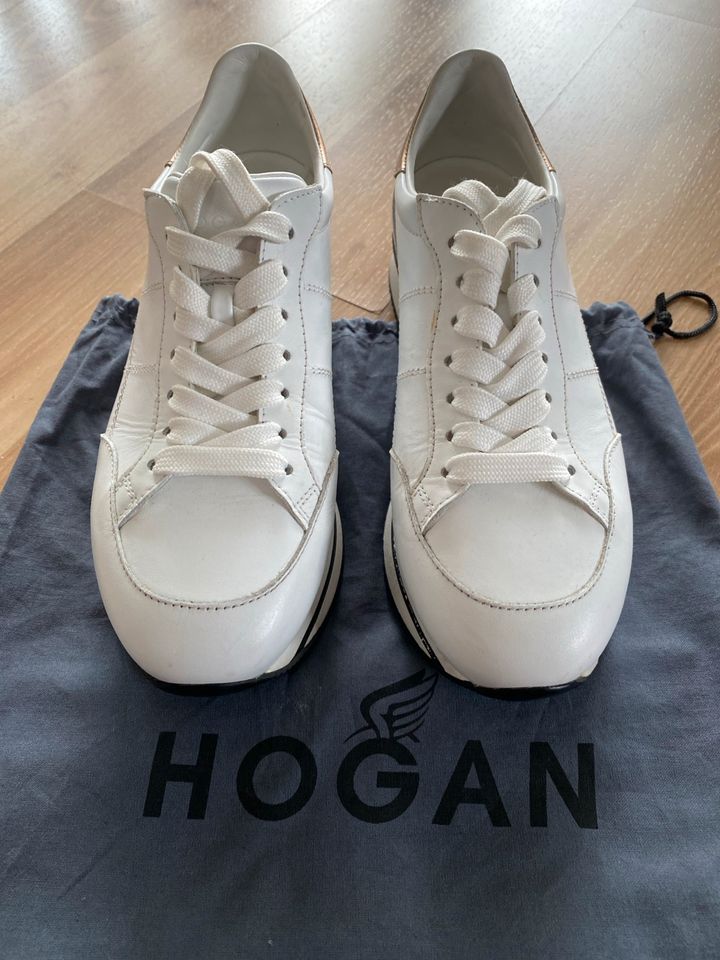 Hogan Sneaker neuwertiger Zustand in Stockach