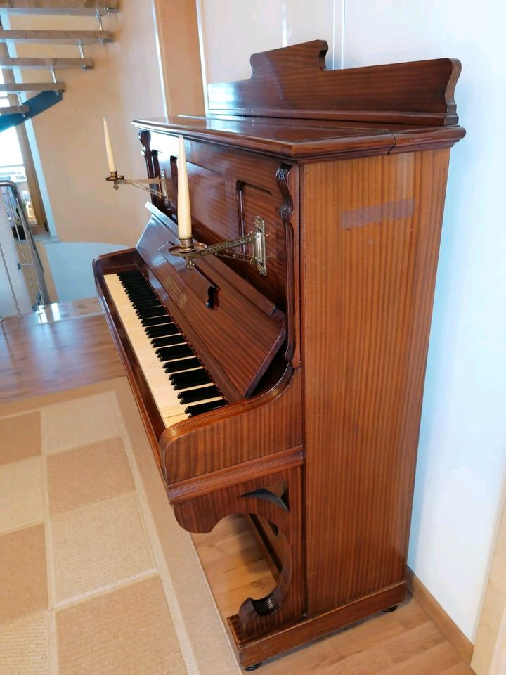Klavier zu verschenken in Bad Berneck i. Fichtelgebirge