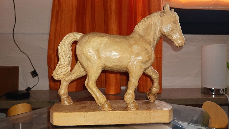 geschnitztes Pferd in Saarbrücken