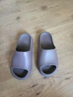 Weiche Sommer Crocs  Gr 35 Nordrhein-Westfalen - Kerpen Vorschau