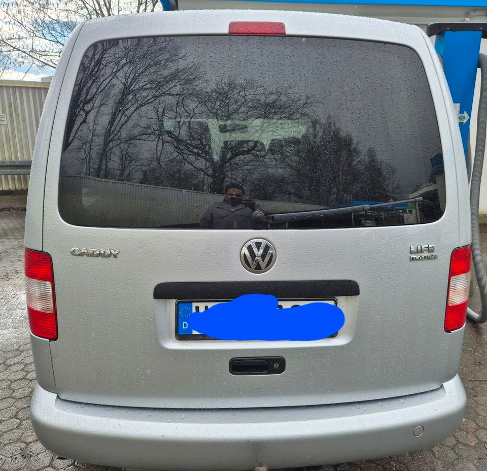 VW Caddy 7 Sitze Das Auto ist eine Familie Auto in Hamburg