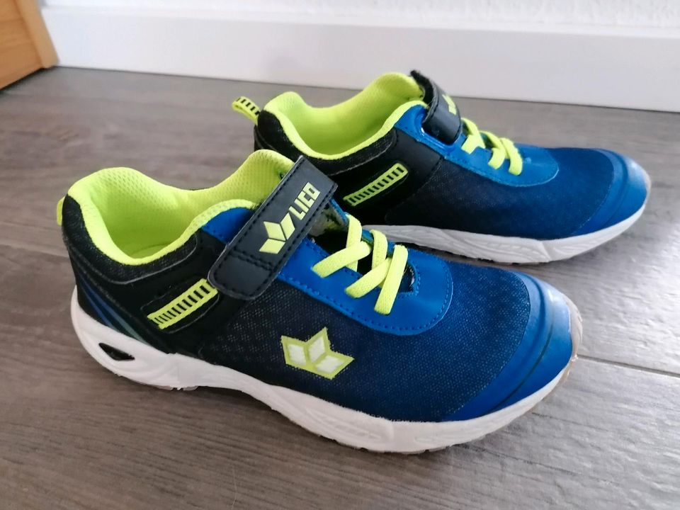 LICO Kinder Turnschuhe Sneaker Sportschuhe Hallenschuhe Gr. 32 in  Baden-Württemberg - Horb am Neckar | Gebrauchte Kinderschuhe Größe 32  kaufen | eBay Kleinanzeigen ist jetzt Kleinanzeigen