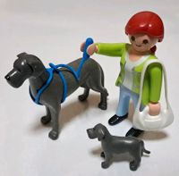 Playmobil Frau mit Hunden Nordrhein-Westfalen - Kerpen Vorschau