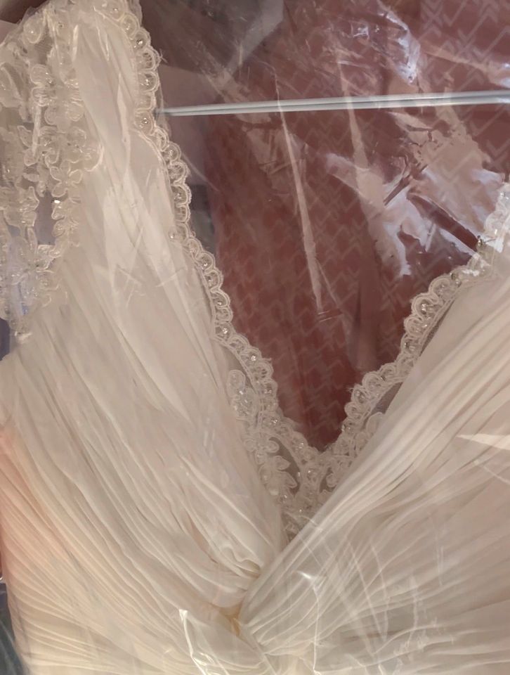 Brautkleid Hochzeitskleid Umstandsbrautkleid 38 M boho schwanger in München