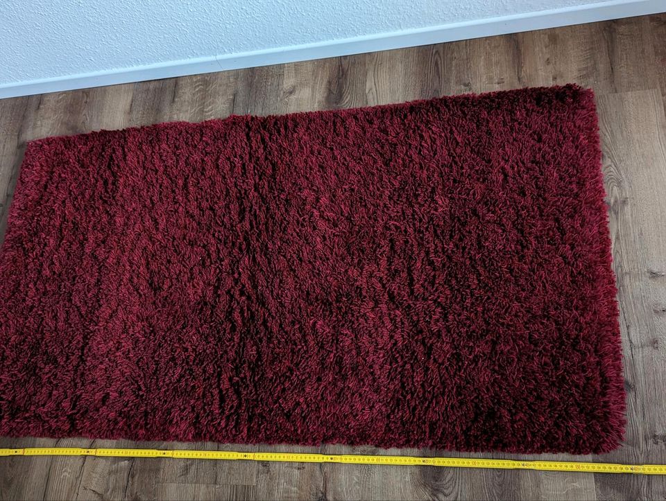 Roter Hochflor/ Langflor Teppich 150cmx80cm in Meerbusch