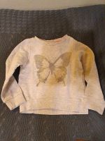 H&M Pulli Pullover Mädchen Gr. 92 grau Schmetterling Nordrhein-Westfalen - Erndtebrück Vorschau