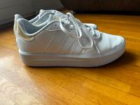 ADIDAS PERFORMANCE COURT Damenschuhe Sneaker Größe 40 weiß Baden-Württemberg - Ulm Vorschau