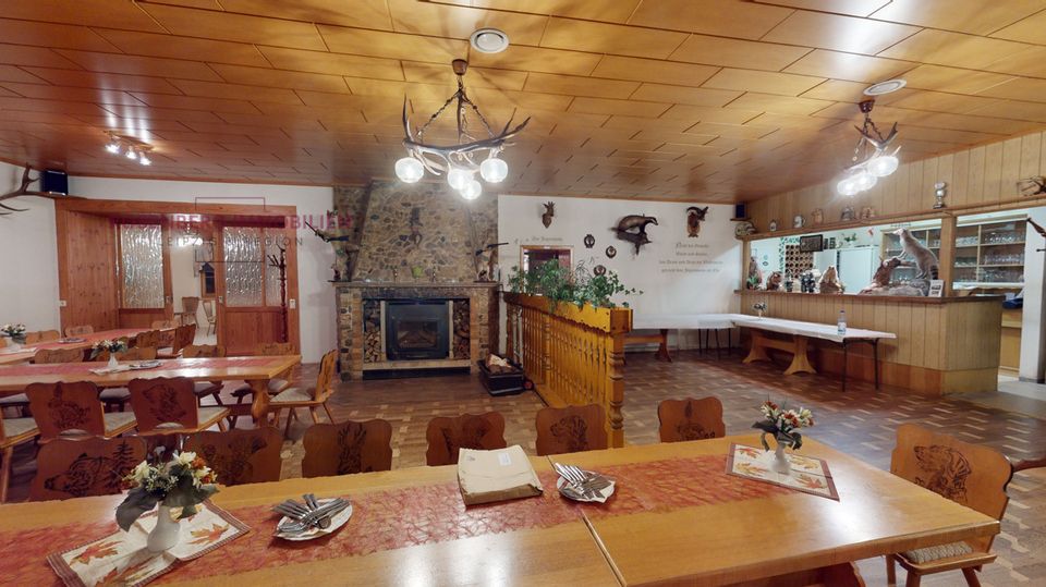 Verwandeln Sie diese ehemalige Gaststätte in Ihren Wohn(t)raum! 446m² mgl. Fläche- idyllischer Lage in Cavertitz