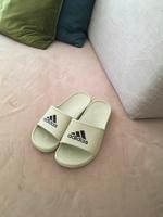 Adidas Adiletten Schlappen Flipflops Schuhe Sandalen Baden-Württemberg - Karlsruhe Vorschau