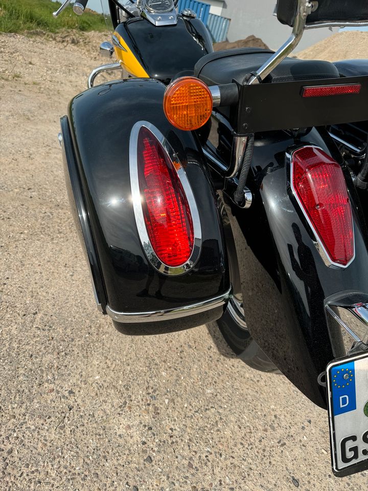 Honda Shadow 750 in Neuried