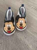 Schuhe Krabbelschuhe Mickey Mouse Neu Sachsen-Anhalt - Magdeburg Vorschau