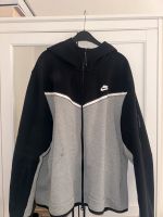 Nike Tech Fleece Essen - Bredeney Vorschau