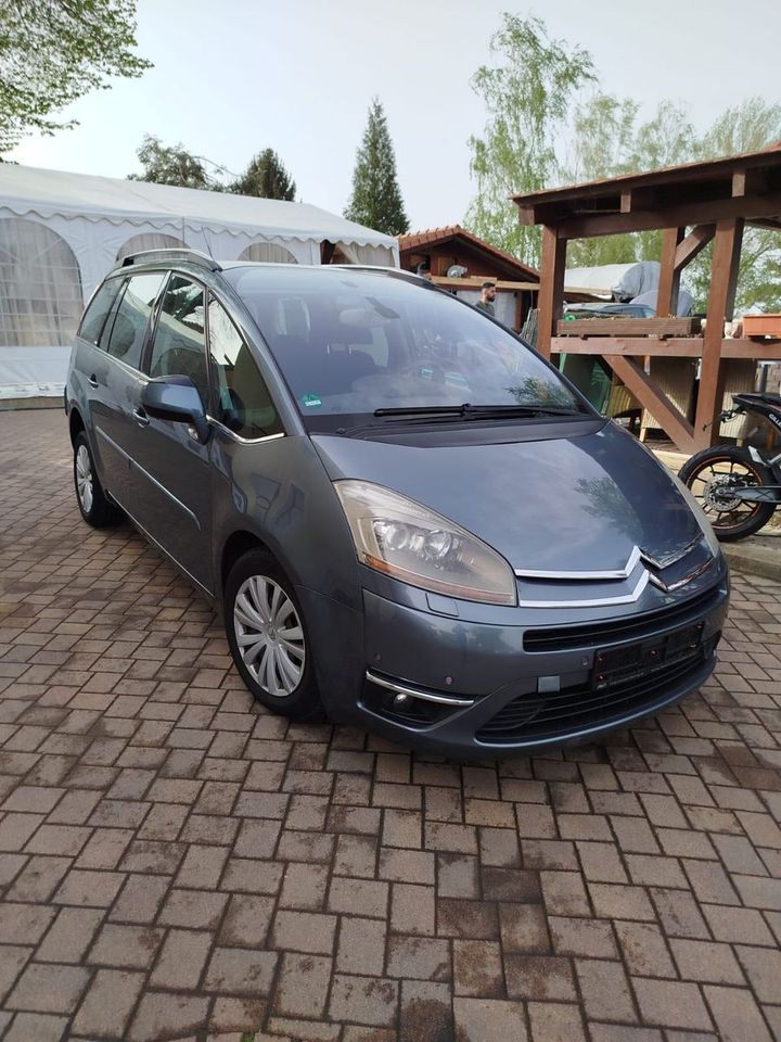 Citroën Grand C4 Picasso Exclusive in Heidenau