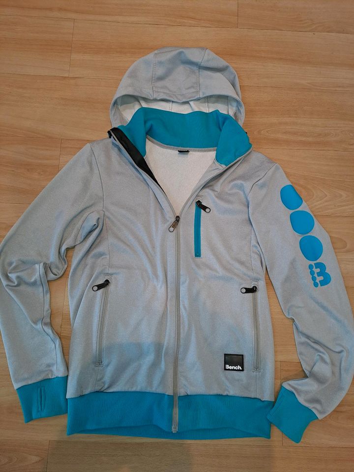 Sweatjacke Bench Gr. S in Wittislingen