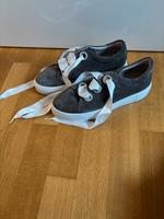 Kennel und Schmenger K&S Sneaker Schuhe neu Perlen 40 6,5 Baden-Württemberg - Mannheim Vorschau
