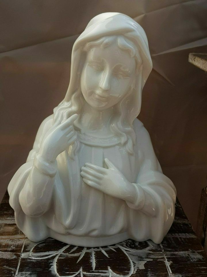Deko - Figur Maria oder Josef in Rehlingen-Siersburg
