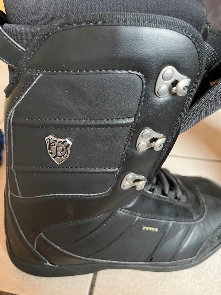 Snowboard Schuhe in Staig