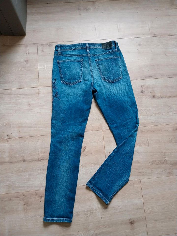 Jeans von Cambio Größe 38/40 wie neu in Markgröningen