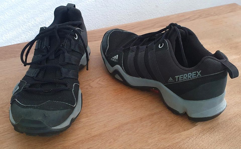 Adidas Terrex Trekkingschuh Outdoor Schuhe Größe 36 in Baden-Württemberg -  Offenburg | Gebrauchte Kinderschuhe Größe 36 kaufen | eBay Kleinanzeigen  ist jetzt Kleinanzeigen