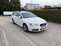 Volvo V70 Kombi Momentum Bayern - Rosenheim Vorschau