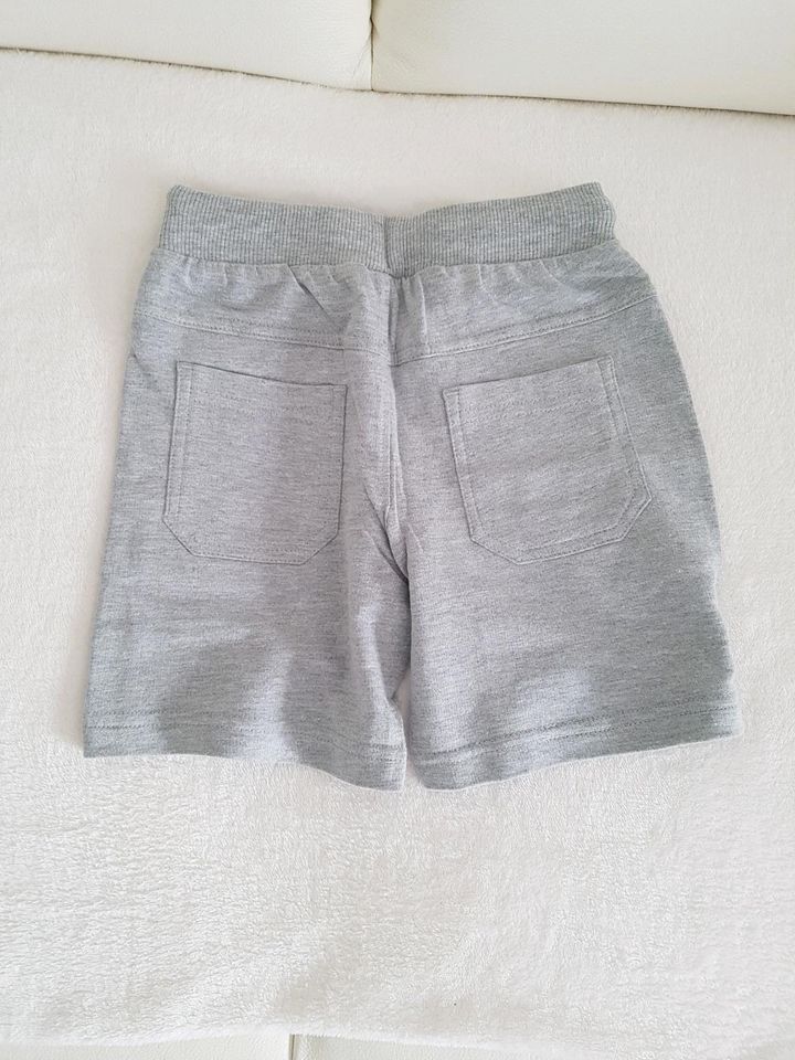 Jungen-shorts,kurze Sommerhose Bermuda von Topolino gr.98 in Nauen