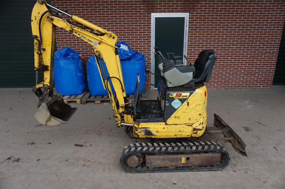 New Holland E9 sr Microbagger Minibagger Kobelco Case in Borken