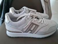 tommy hilfiger turnschuhe, Gr. 38, Leder Niedersachsen - Braunschweig Vorschau
