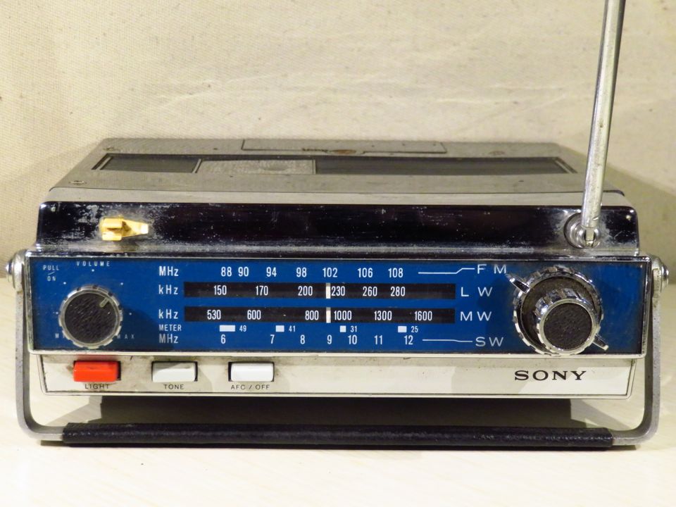 Sony 7F 74L tragbares Transistorradio in Hamburg